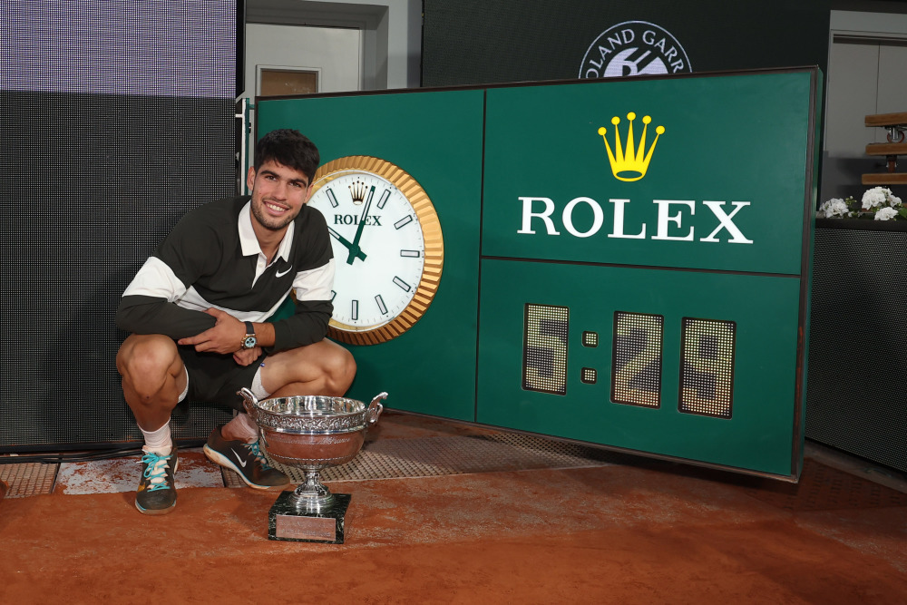 举重比赛现 举重比赛现